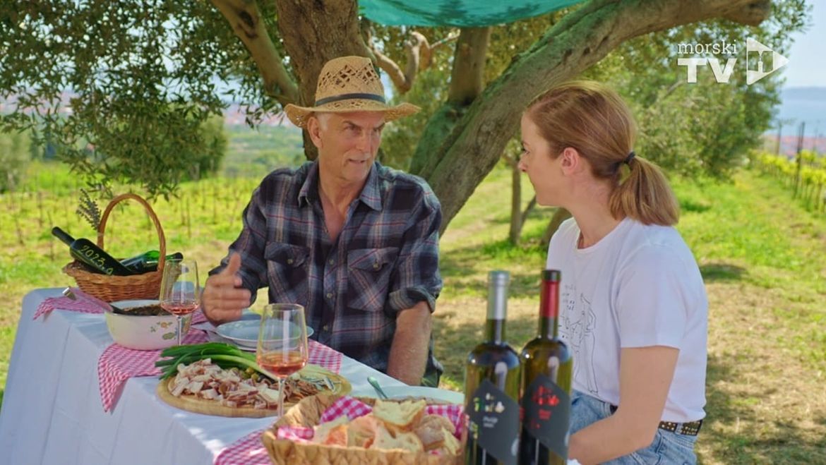 DALMATINSKA MARENDA Sipa, bob, panceta i kozji sir u kaštelanskom masliniku