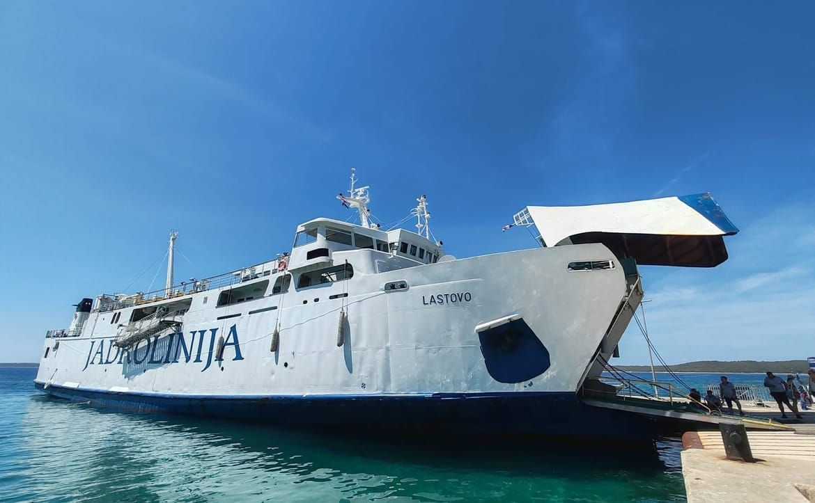 Jadrolinija prodaje "Lastovo" - ovo je početna cijena!