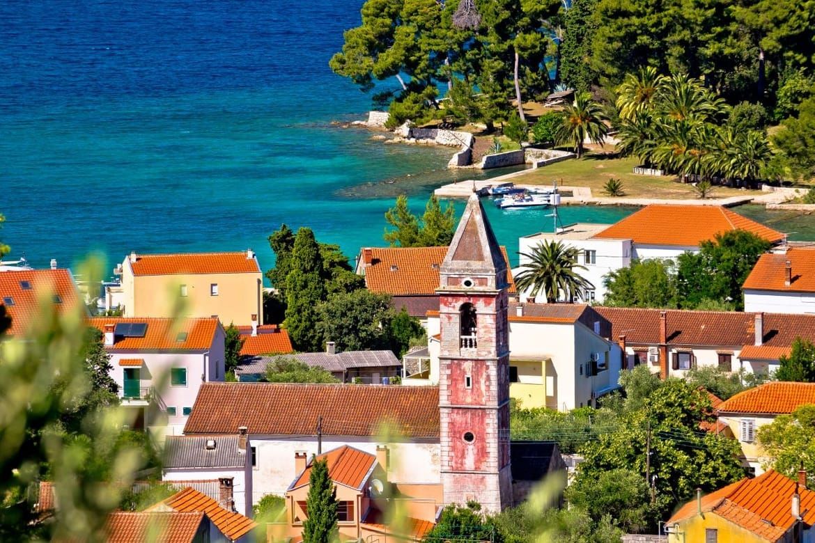 U prometnoj nesreći u Preku na Ugljanu nastradali maloljetnici