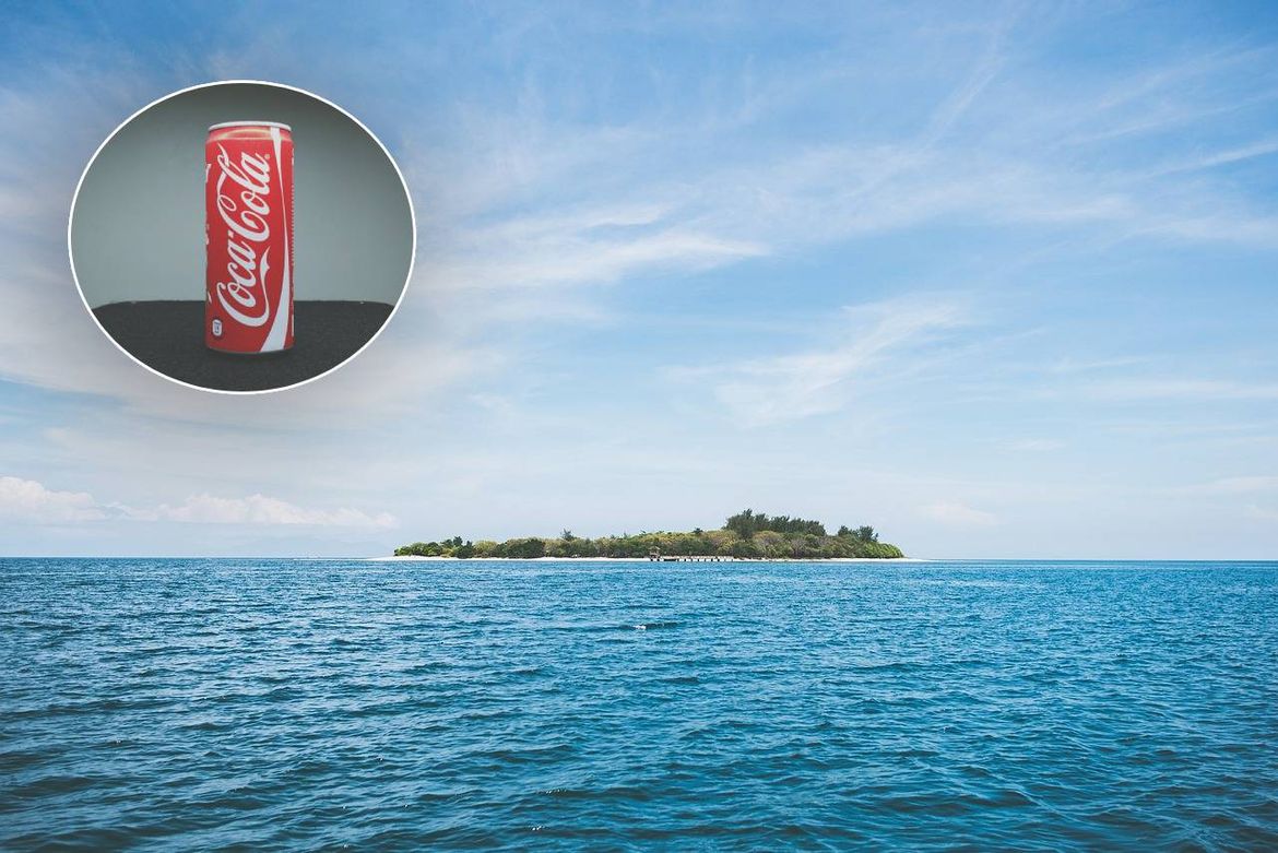 Američki turist uhićen nakon što je pokušao stupiti u kontakt s najizoliranijim plemenom na svijetu: "Ostavio je limenku Cole na otoku i zviždao im sat vremena!"