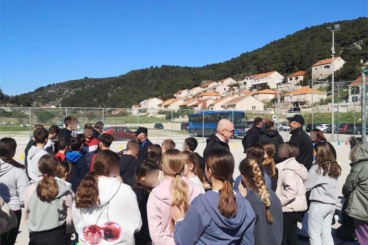Biciklijada učenika u Pučišćima