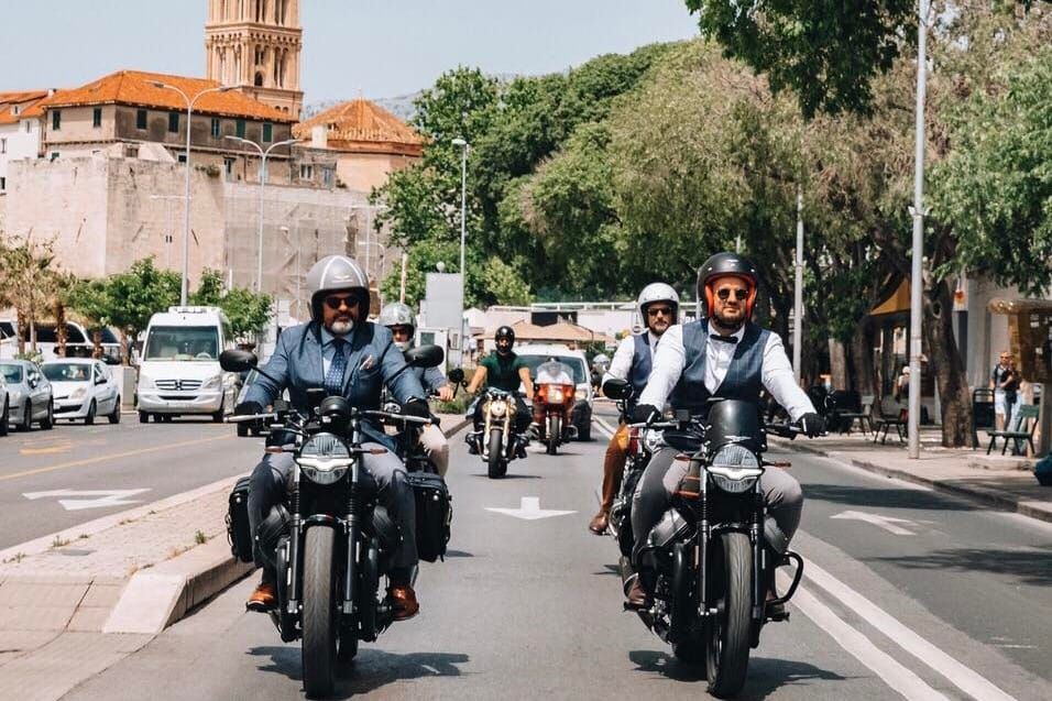 Moto vožnja Splitom u finim odijelima protiv raka prostate