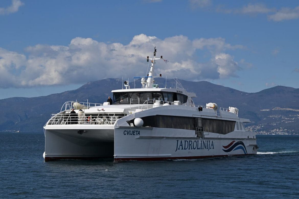 ODGOVOR NA TURISTIČKU POTRAŽNJU Ovog ljeta s katamaranom Jadrolinije i do otoka Silbe!