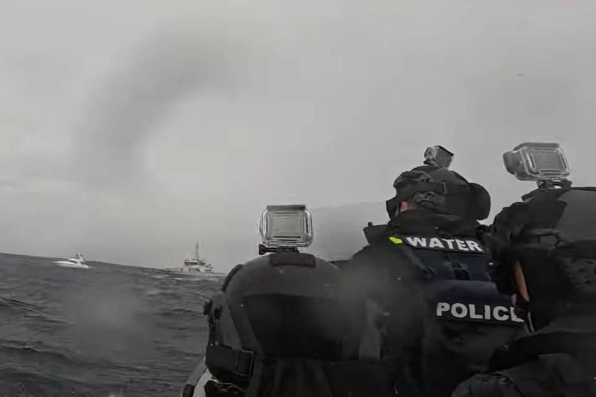 VIDEO Na brodu uz obalu pronađene rekordne količine droge: "Sumnjiv gotovinski zakup 13-metarskog motornog broda alarmirao policiju!"