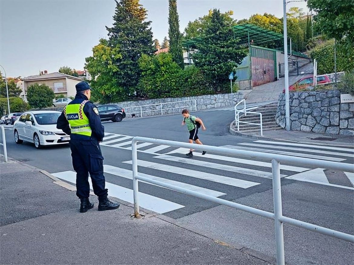 Autom udario dijete na pješačkom prijelazu u Rijeci