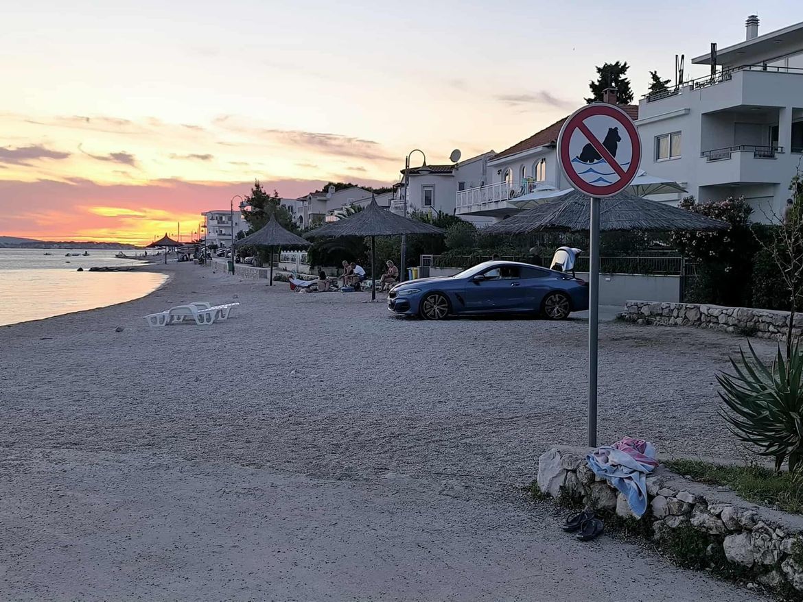 Čuva li mjesto za ručnik? Pogledajte još jedno parkiranje iz rubrike "vjerovali ili ne"