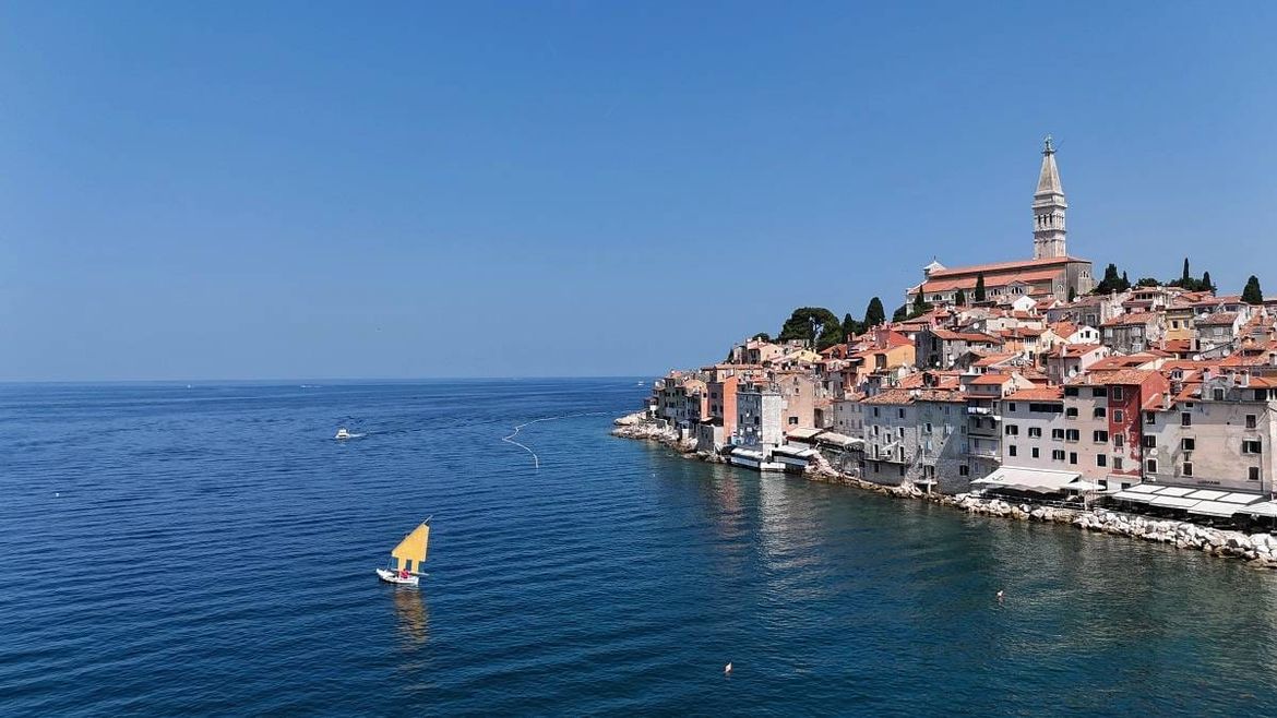 Nedjelja na Jadranu sunčana i vruća