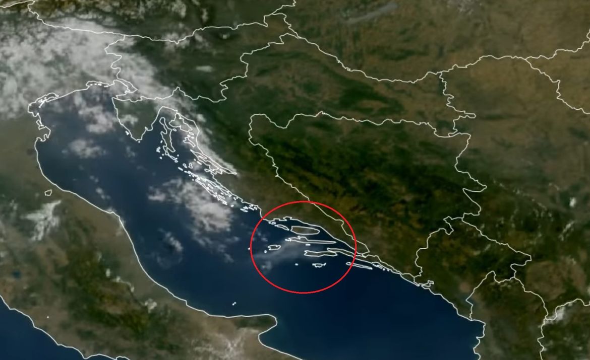 Požari u Dalmaciji vidljivi iz svemira