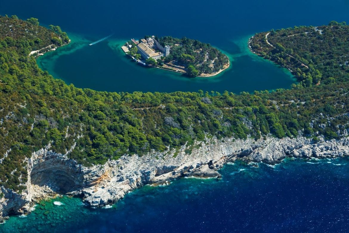 Nacionalni park Mljet prvi u Hrvatskoj omogućuje kupnju ulaznica putem WhatsAppa