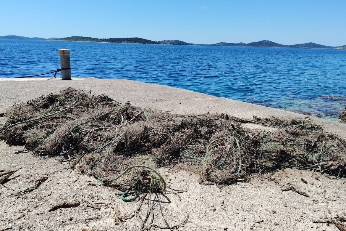 TONA I POL OTPADA Čistilo se podmorje Krka i Plavnika - uklonjeni odbačeni ribolovni alati: "Evo zašto je ovo iznimno bitno!"