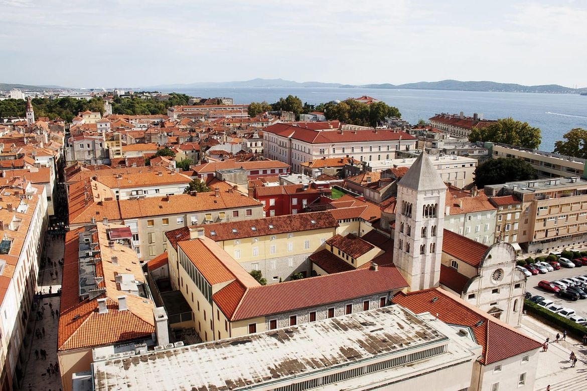 ZADARSKI RUKOTVORCI "Ljeto na pijaci" predstavlja vrijedne zadarske ruke