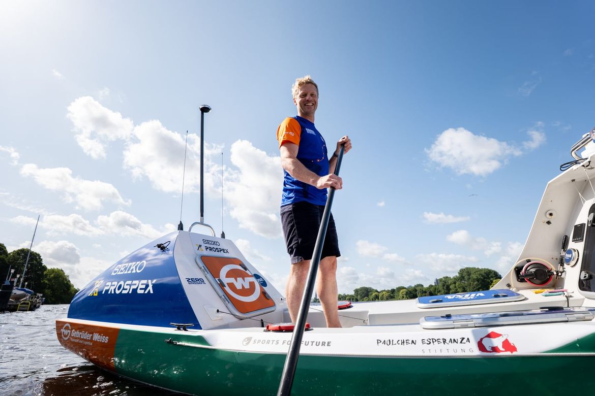 Klimatski aktivist planira sam veslati na SUP - u preko Atlantskog oceana