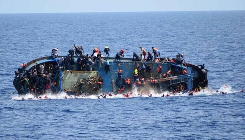 Brod s oko 160 migranata potonuo kod Mauritanije i odnio najmanje 49 života, a broj je puno veći!