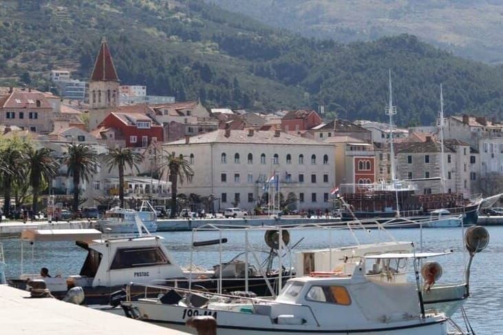 Guši li se Makarska u smeću i ostaje li u srcu sezone bez deponija?!