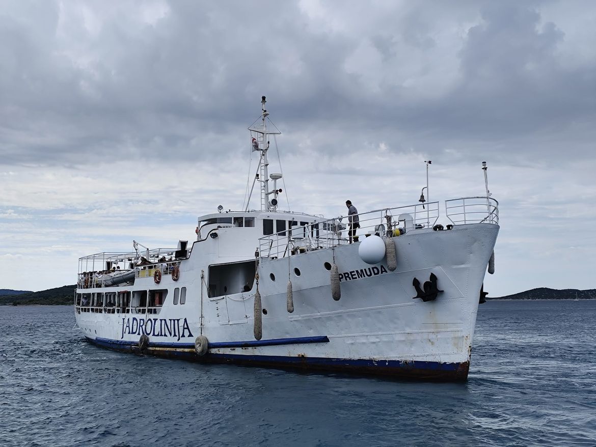 PAD BOKOBRANA Brod od utorka navečer ne pristaje u Prvić Luku, Lučka uprava problem će riješiti u petak