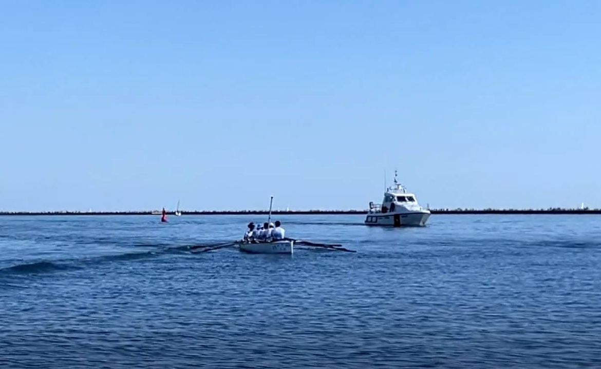 PULA - RAVENNA Talijanski veslači pokušali srušiti rekord, no more je imalo druge planove!
