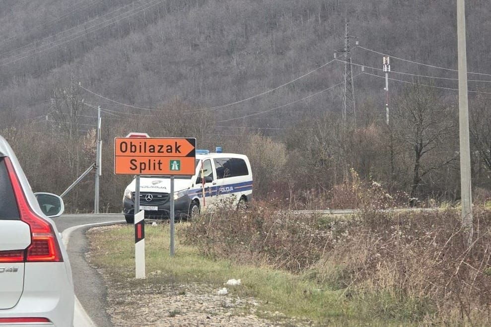 Vrijeme je "ljepše", no poteškoća u cestovnom i pomorskom prometu još uvijek ima!