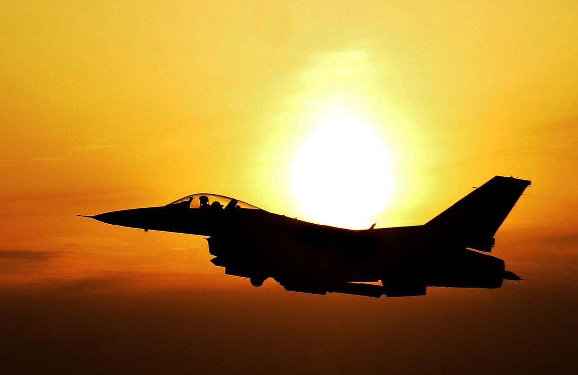 Drama nad morem: "U pola sata srušio se američki borbeni zrakoplov i helikopter"