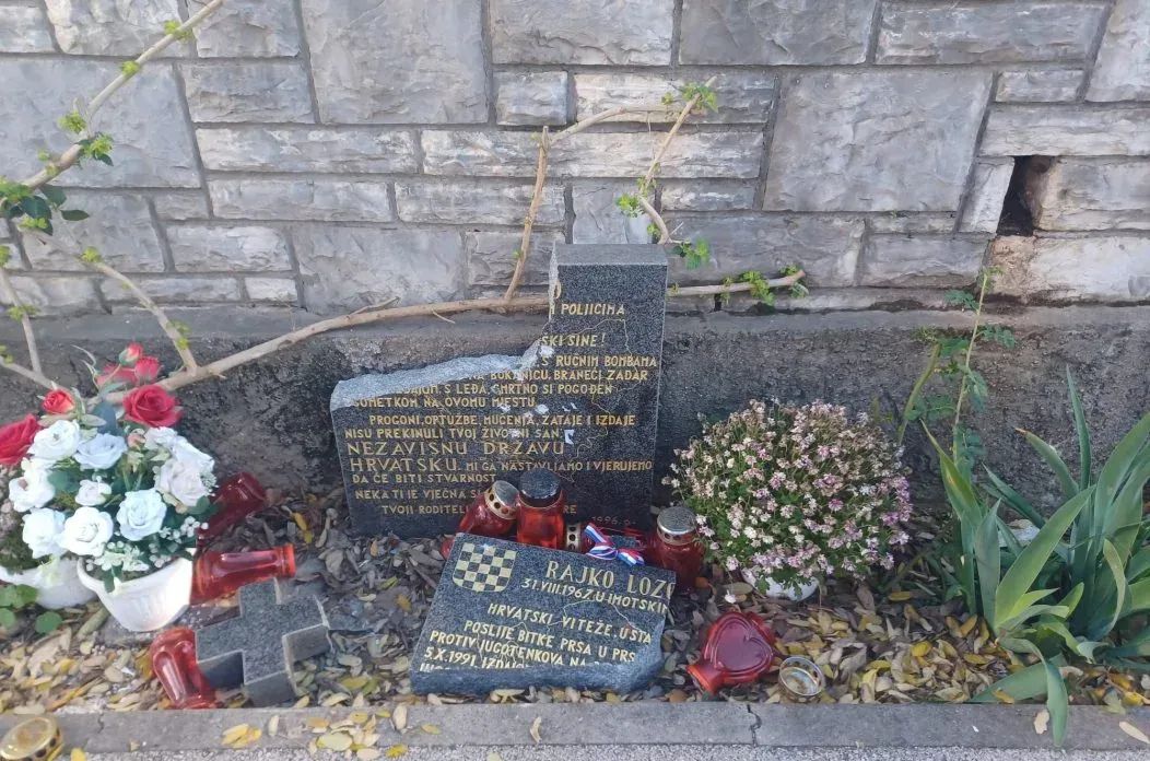 U Zadru razbijena spomen ploča s kartom tzv. NDH, gradonačelnik se dogovorio s obitelji: "Branitelj će dobiti primjeren spomenik, ali u skladu sa Zakonima RH"