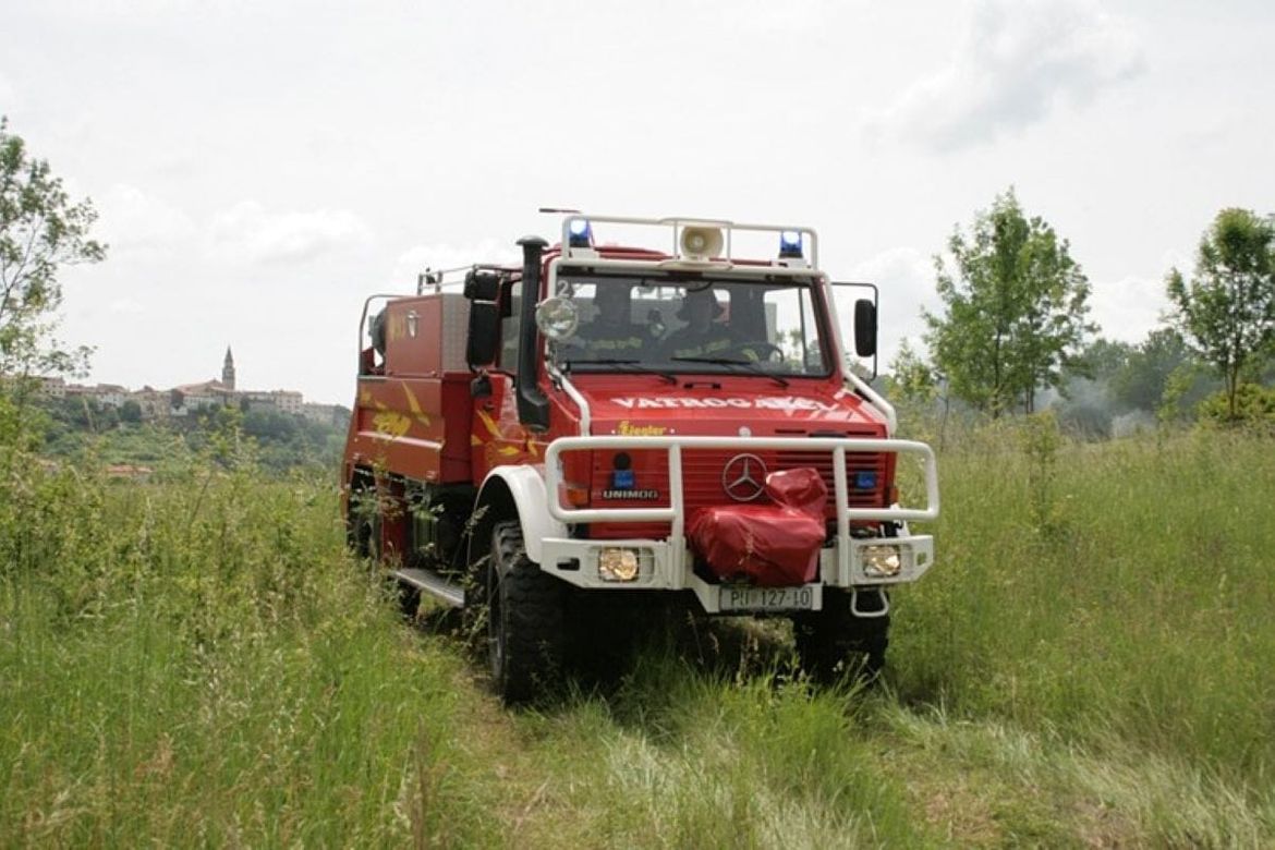 U požaru u Puli izgorjela kamp kućica