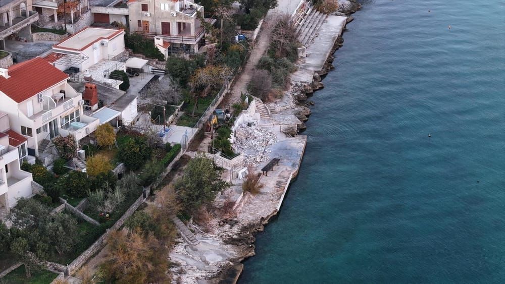 POTVRĐENO: "Ronilački centar Trogir nema niti je imao koncesiju na pomorskom dobru. Što je sve ove godine radio općinski načelnik?"