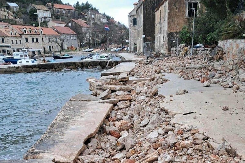 MUKE NA ŠIPANU Jugo devastiralo rivu u Suđurđu, a mještani kažu: "Upozoravali smo na lošu izvedbu radova"