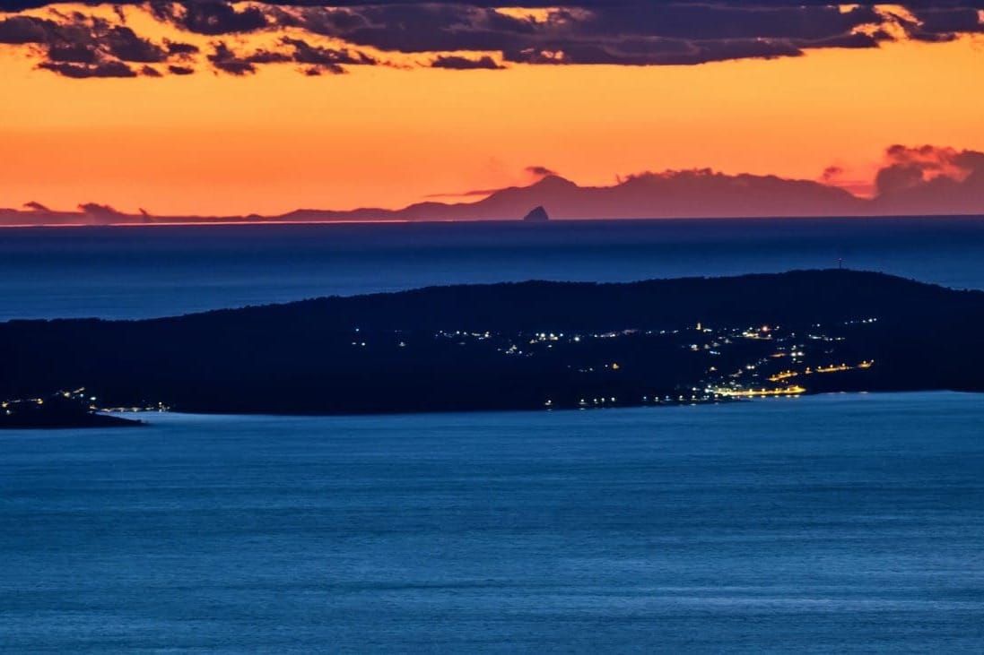 S ponistre se vidi Šolta, a s Mosora - Italija!
