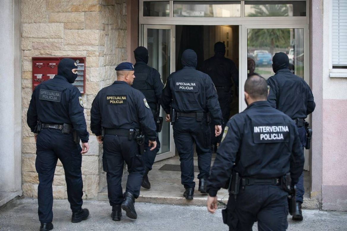 USKOK sa 120 policajaca pohvatao više ljudi u Zadru, Rijeci i Zagrebu!