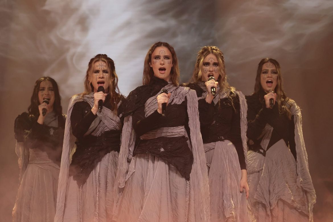 Na Dori pobijedila pjesma koja neobično podsjeća na pjesmu Putokaza na temelju narodnih s otoka Krka - Poslušajte!