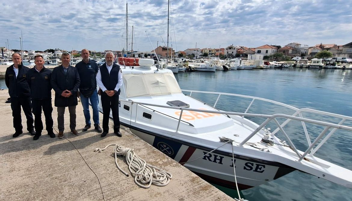 Općini Murter - Kornati predana brodica: "Namijenjena je kornatskom području"