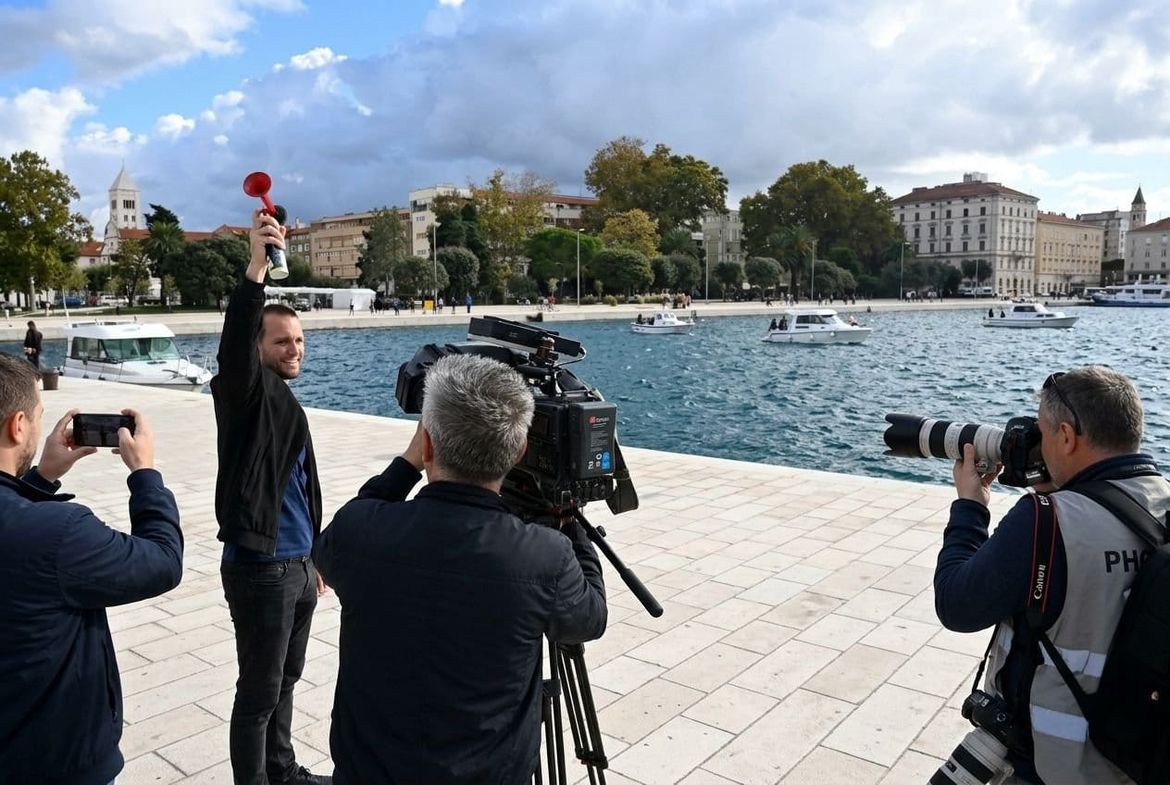 GRAD ZADAR TRAŽI FOTOGRAFA: "Treba kvalitetno snimati protokolarna događanja i to dobro javno prezentirati"