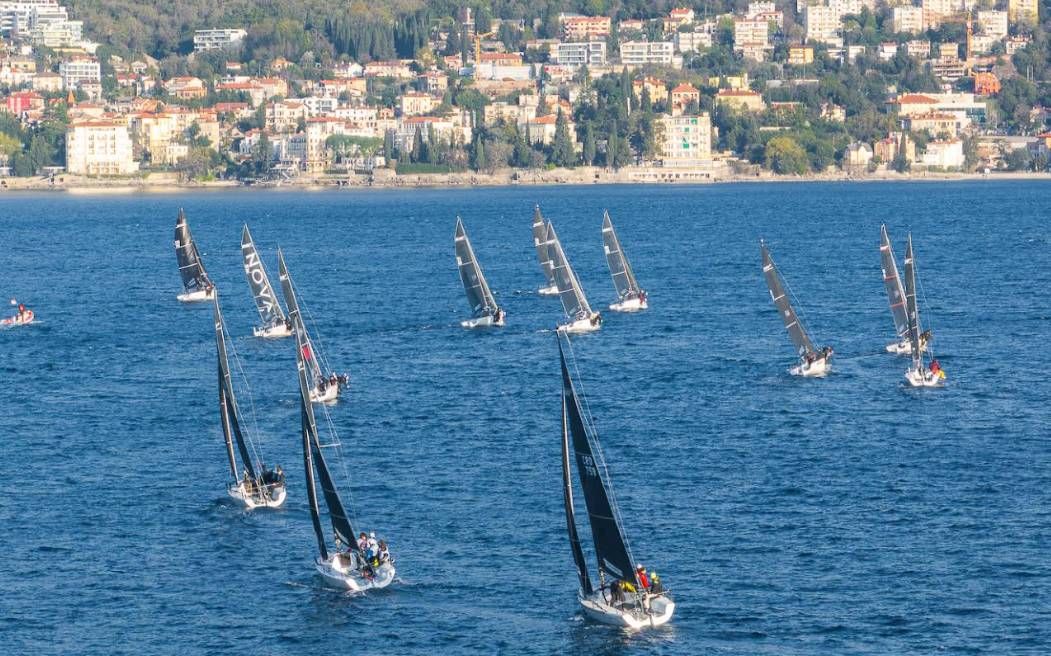 CRO M24 Cup Opatija: "Uhvatiti tramontanu"