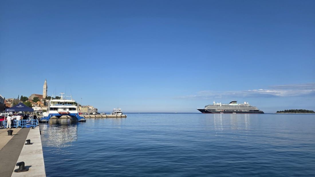 Luksuzni kruzer od 500 milijuna eura uplovio u Rovinj