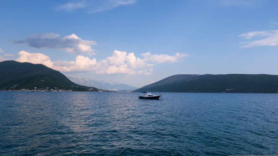 NEMOJTE DA VAS ZAVARA SUNČANO JUTRO Od sredine dana kreće preokret