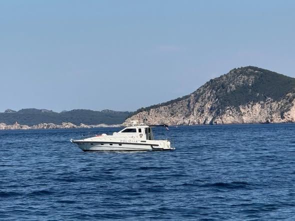 LOKRUM Za nestalim instruktorom ronjenja traga i HGSS: "10 ronioca i dva gumenjaka"