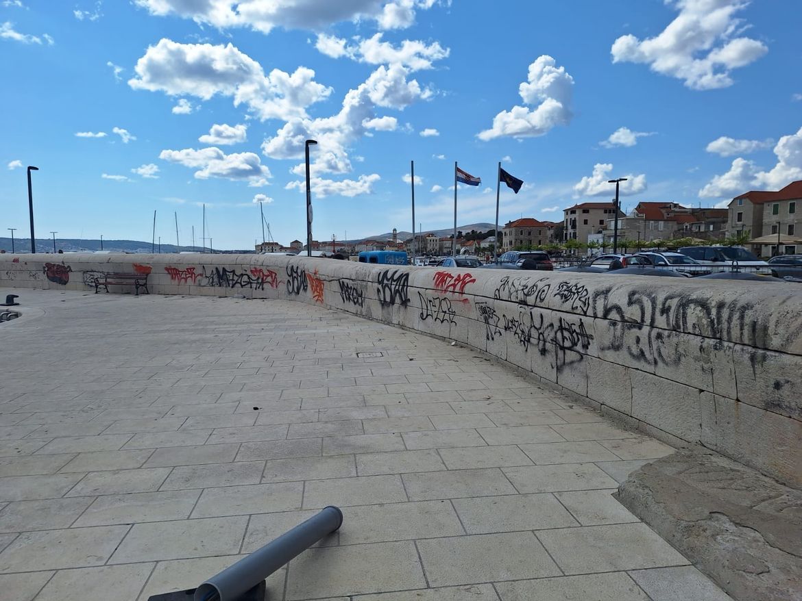 Je li luka u Kaštel Starom neispravna ili je problem u maloljetničkoj delinkvenciji?
