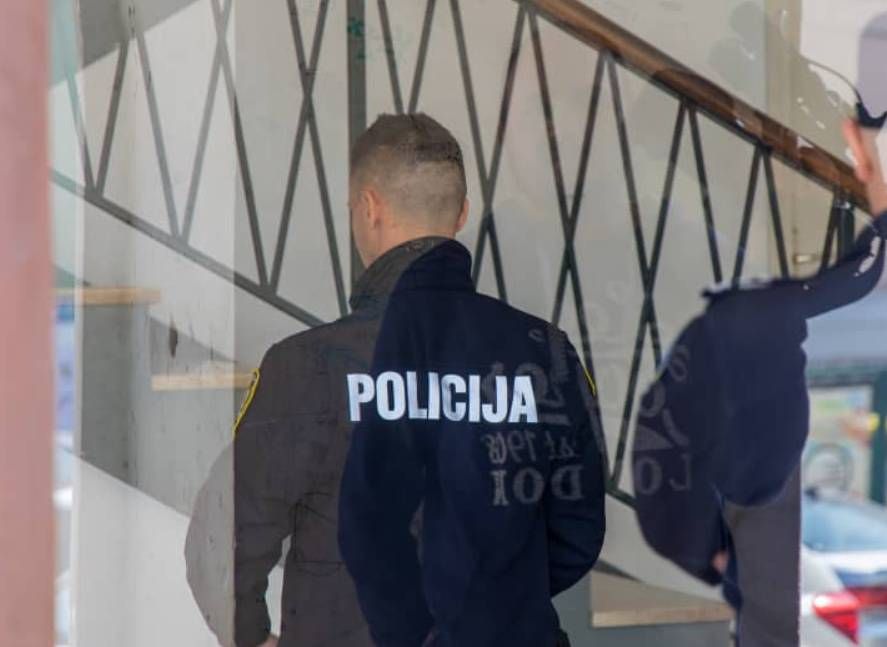 Panika u bujskoj gradskoj upravi, nestao pročelnik - Policija: "Pronađen je, ali ne možemo ništa više reći"