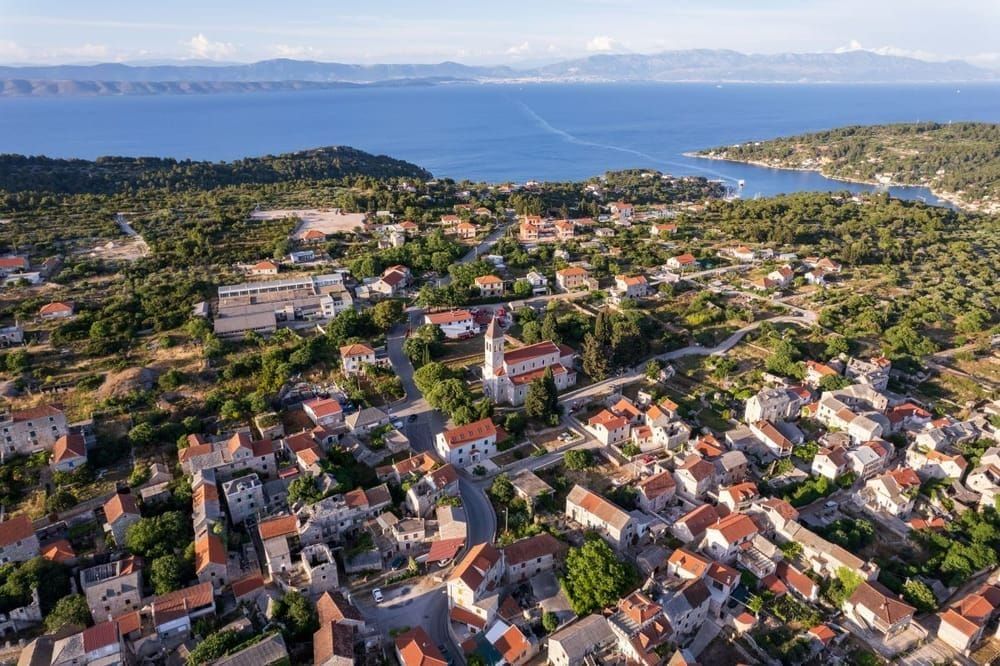 Šolta u čaši i na pijatu, iliti zašto su Grohote ovih dana gastro centar Dalmacije!