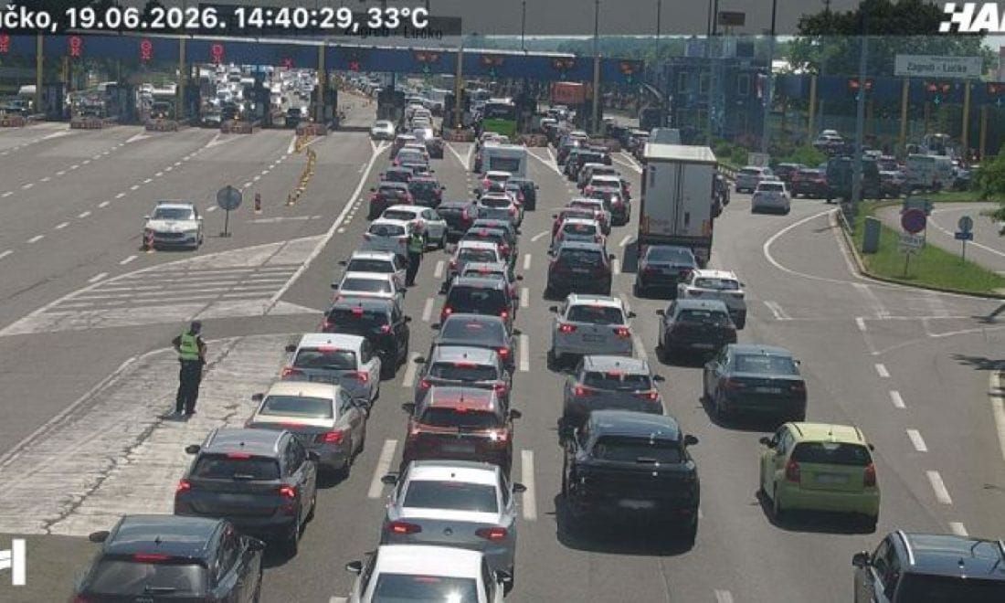 Počele gužve - Prema moru kolone sve duže