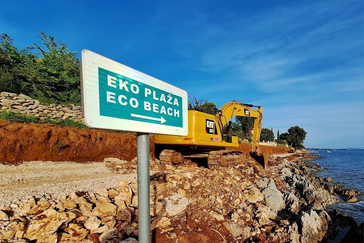 NIJE ZNAO, A SAD ZNA Direktor zadarskog Vodovoda o "kineskom zidu" u Kožinu: "Morali smo ga napravit ili bi more odvuklo cijevi"