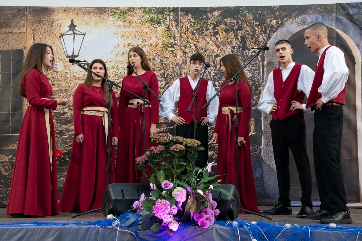 Kreće zagrijavanje za 60. Omiški festival: Večeras u Bolu koncert nagrađivanih klapa!