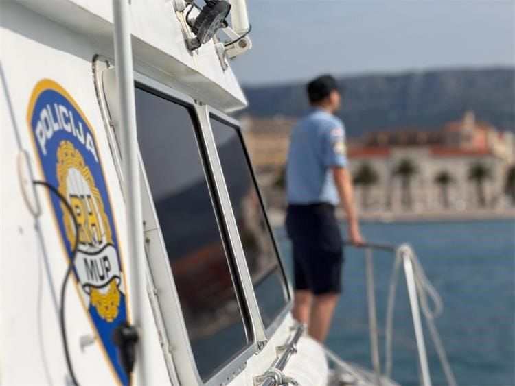 Nakon šokantne snimke divljanja na Braču: Policija 'stisnula' koncesionara, a ono što su otkrili na moru zabrinjava!