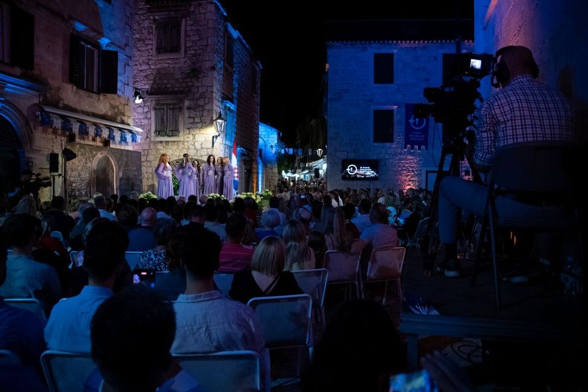 Svi klapski putevi vode u Omiš: Počinje jubilarno izdanje Omiškog festivala