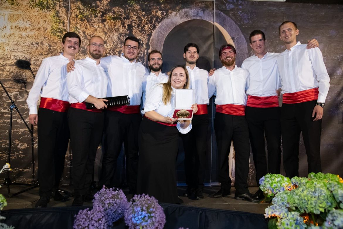 OMIŠKI FESTIVAL Publika nije dala klapama s pozornice