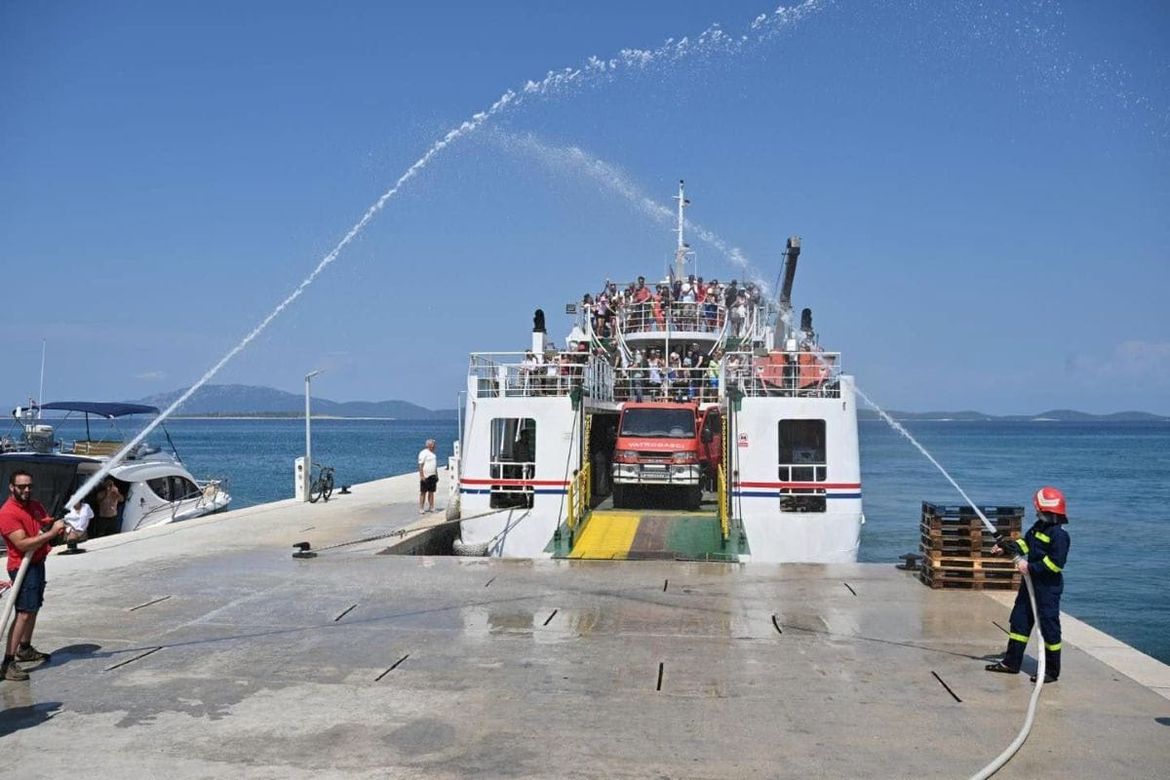 SUSAK PONOVNO UJEDINIO SANSEGOTE: Emotivan Dan iseljenika obilježen i velikim korakom za sigurnost otoka