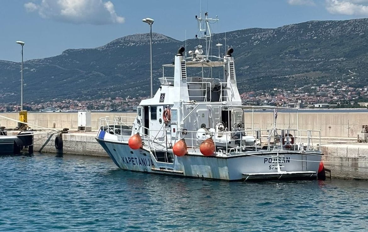 Ekskluzivna ispovijest zapovjednika Lučke kapetanije: „Savršeno funkcionalan brod su otpisali jer smo odbili raditi izvan zakona, a sad nas drže u Lori po kazni“