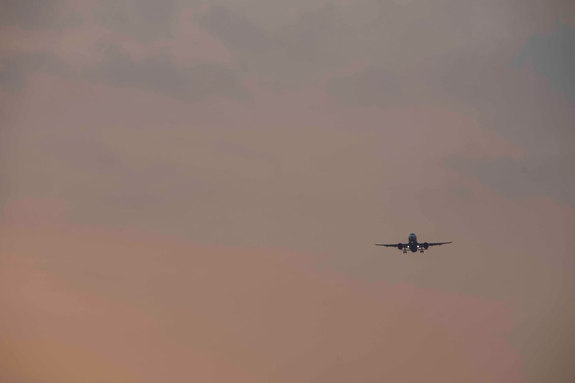 Bura u Dubrovniku sprječava slijetanje aviona
