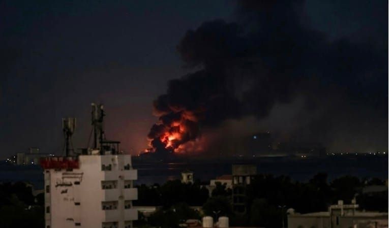 SAD pucao na tanker u Omanskom zaljevu, Saudijska Arabija "bacila se na oružje"
