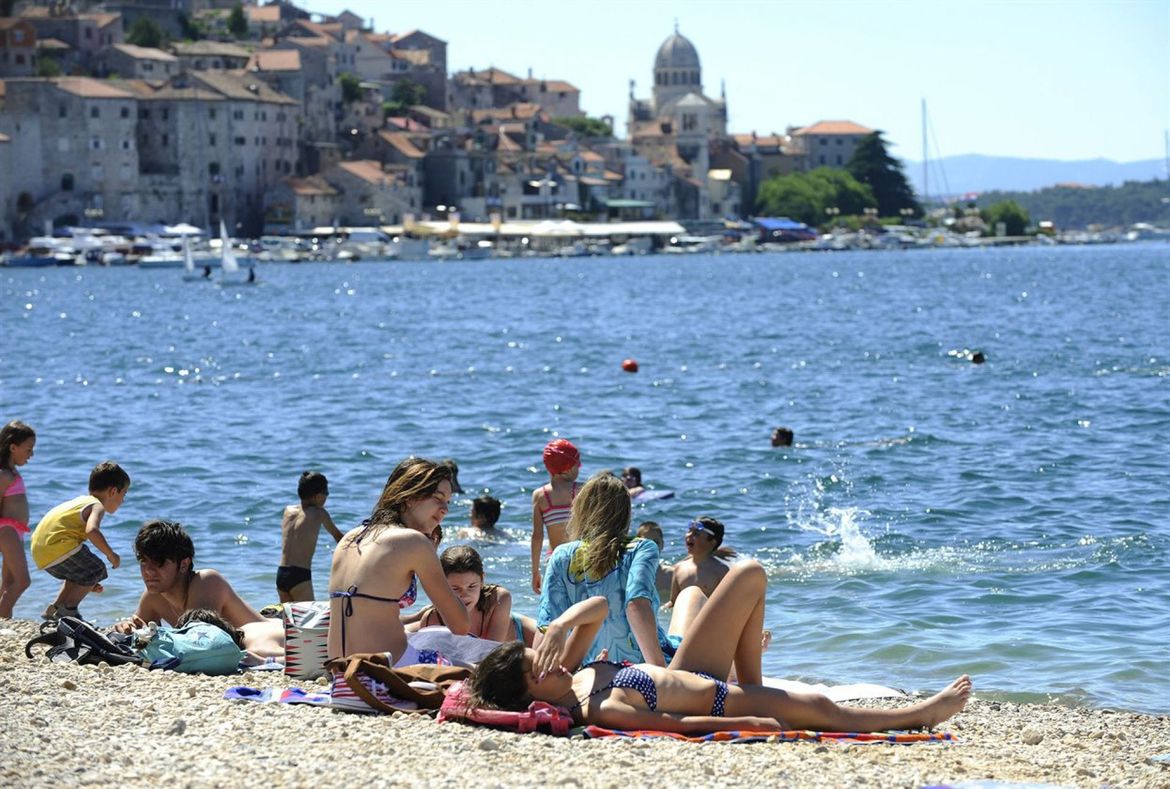 Starija žena utopila se na šibenskoj plaži