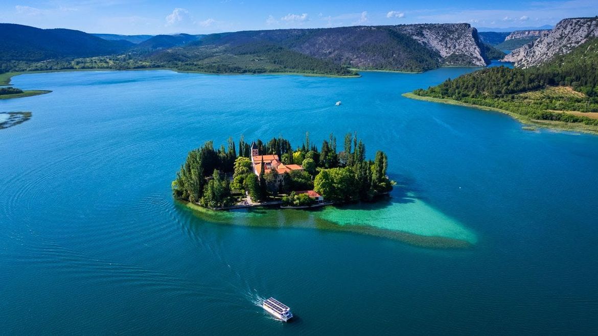 Krenite brodom na najljepše putovanje kroz Nacionalni park Krka